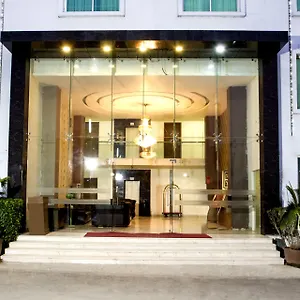 Hyderabad hotels &amp; apartments, all accommodations in Hyderabad